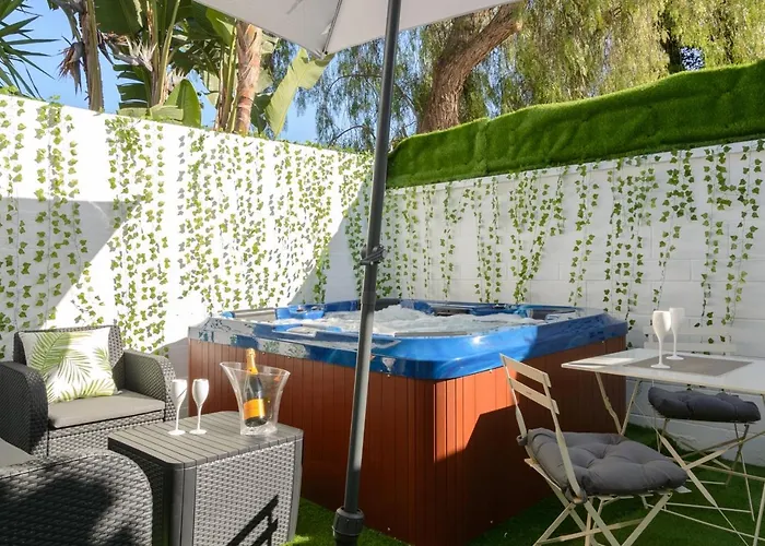 Malaga Chic Jacuzzi Y Playa